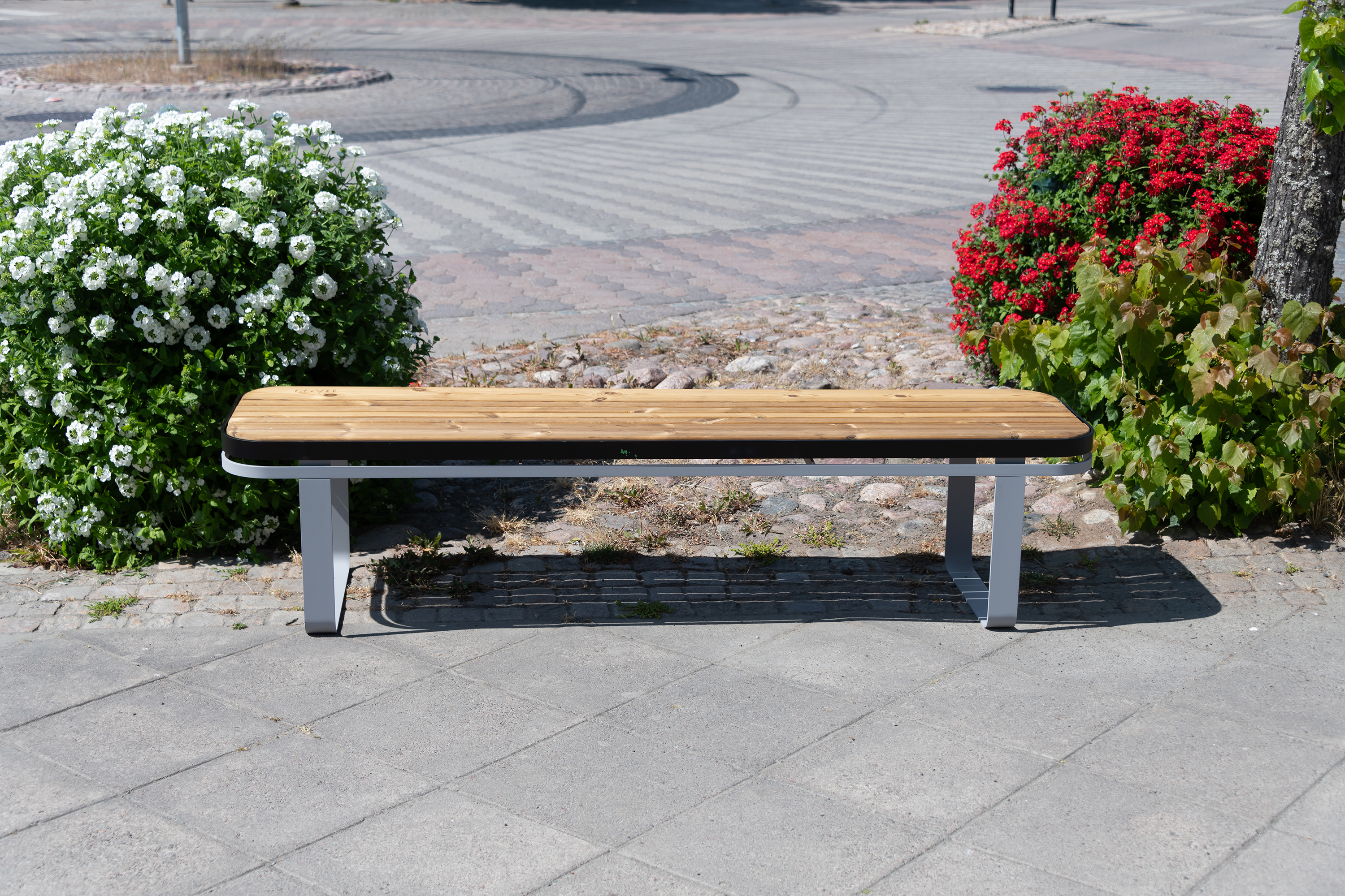 Bench Aneby